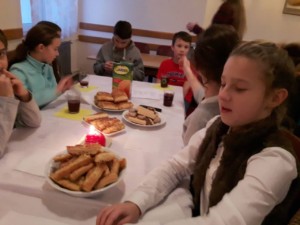 15785653_1891240684440990_151087347_o