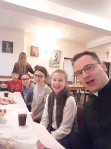 15820420_1891240681107657_2037804433_n